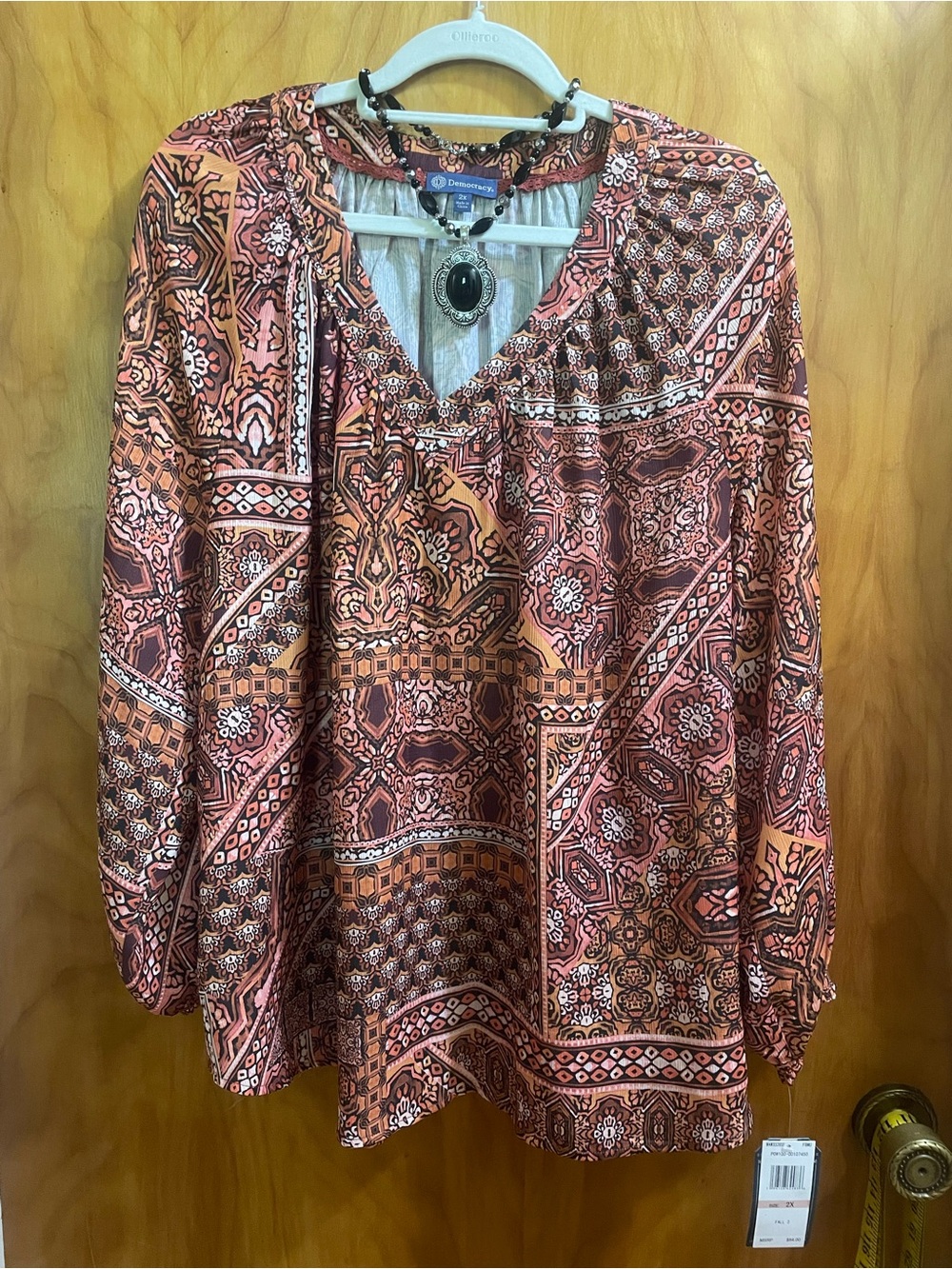 NWT Democracy Multicolor Paisley Printed V-Neck Peasant Blouse